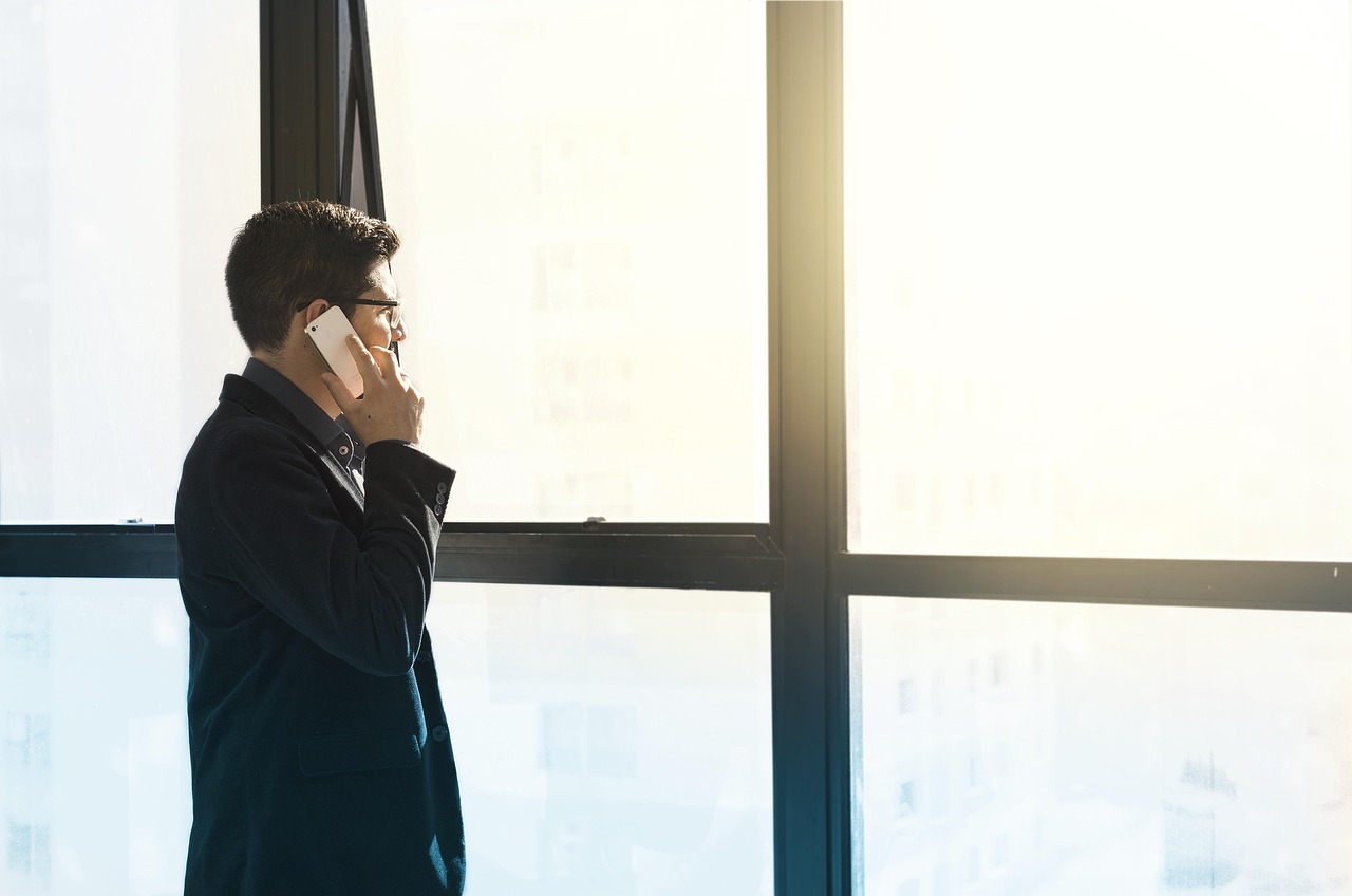 afla cui ii apartine un numar de telefon
